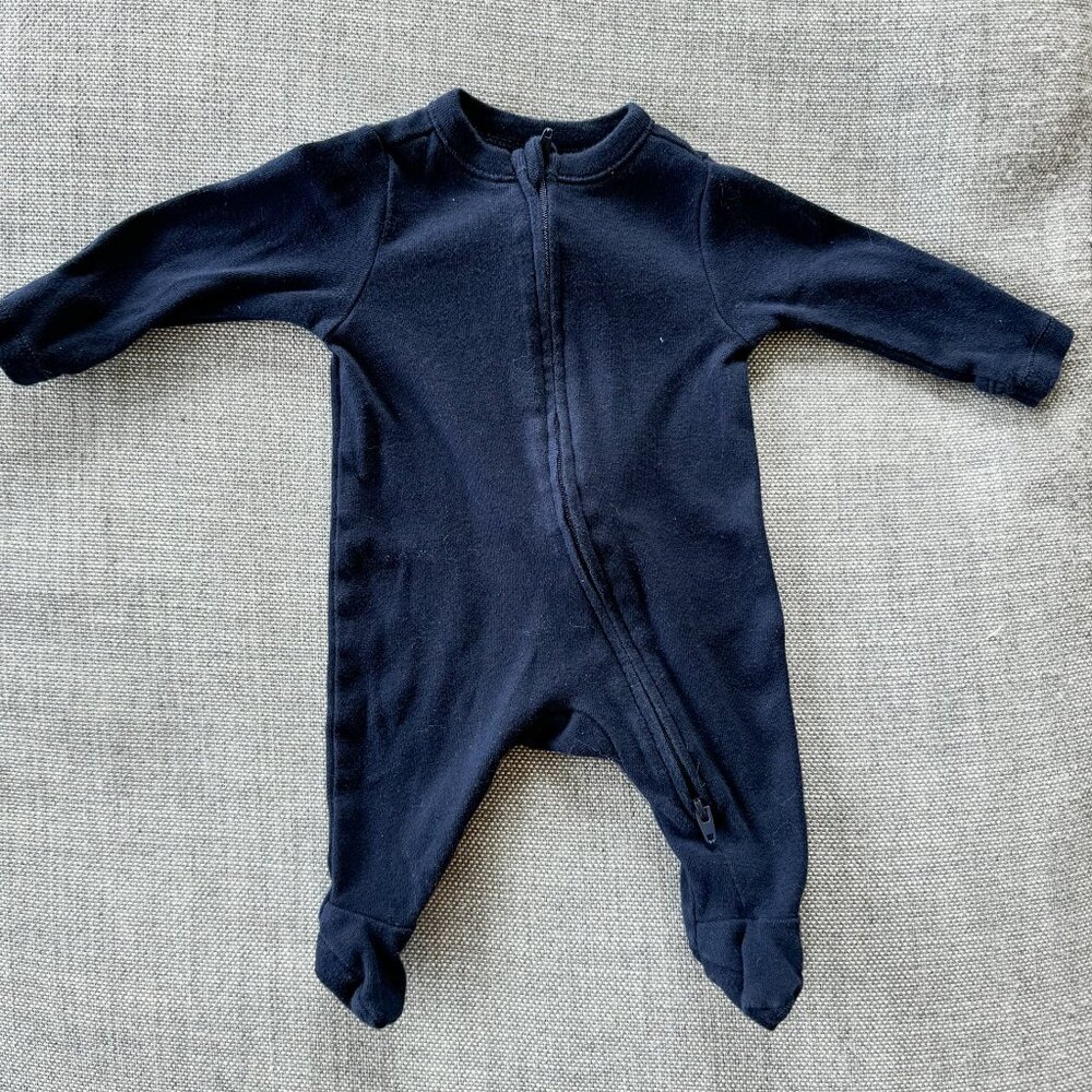 Old Navy Unisex 2-Way-Zip Footie Sleep & Play One-Piece